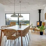 Emin - 100m From The Sea By Interhome Vakantiehuis Nordenbro Vesteregn