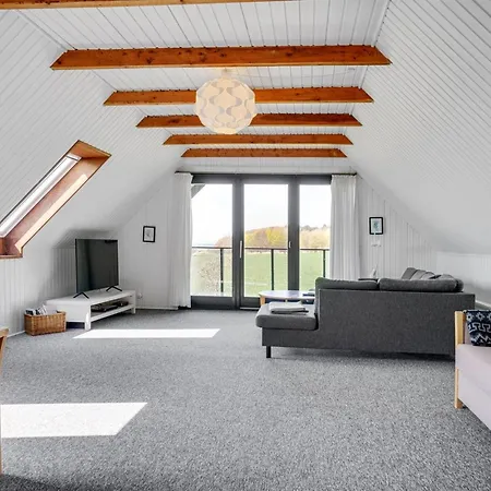 Vakantiehuis Emin - 100m From The Sea By Interhome