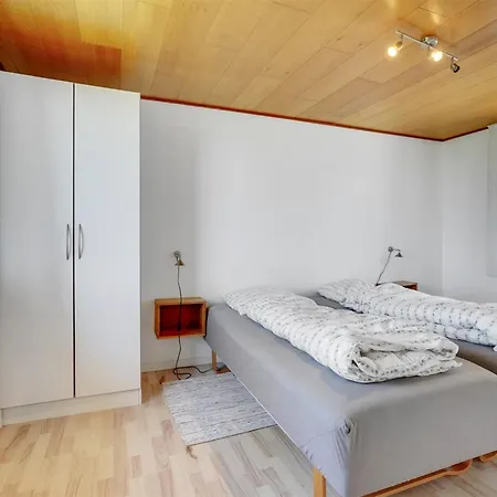 Semesterbostad Emin - 100m From The Sea By Interhome *