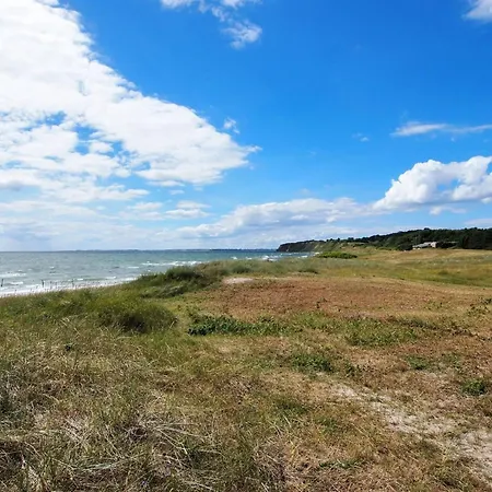 Emin - 100m From The Sea By Interhome Semesterbostad *