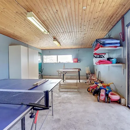 Holiday home Emin - 100m From The Sea By Interhome *