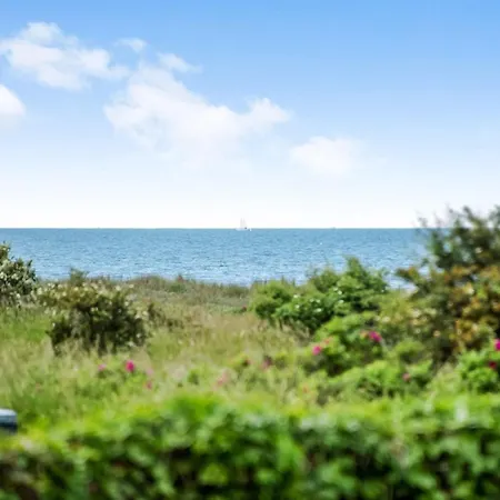 Emin - 100m From The Sea By Interhome Humble